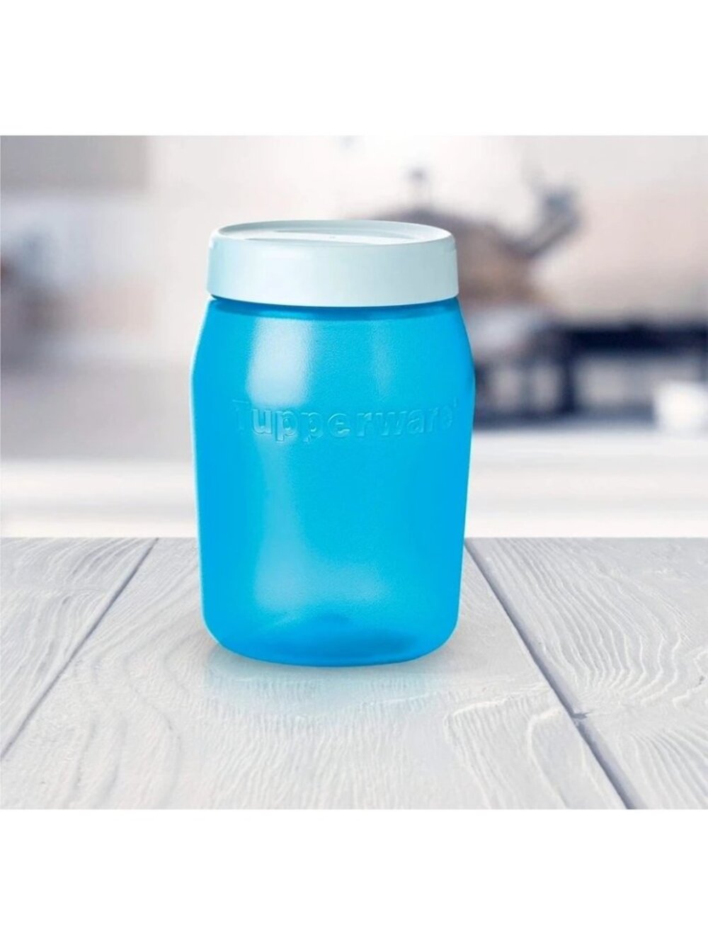 Tupperware Plastic Storage Container  1.5 Liter with Lid Blue